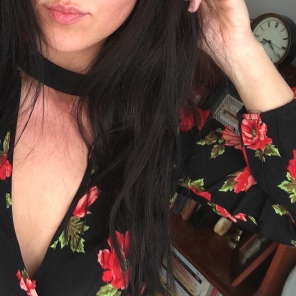 Floral Crop top - Picture 3 of 3